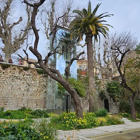 The Yachting - Host Provence