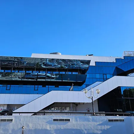 アパート The Yachting - Host Provence *