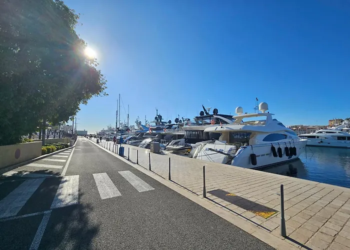 Apartment The Yachting - Host Provence *